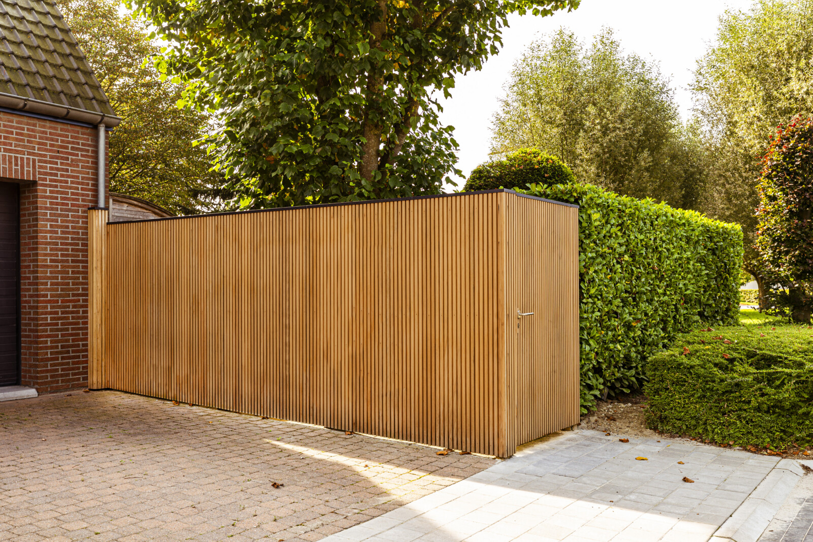 Toba tuinwand poort